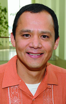 Adán&nbsp;Colón-Carmona, Ph.D. photo